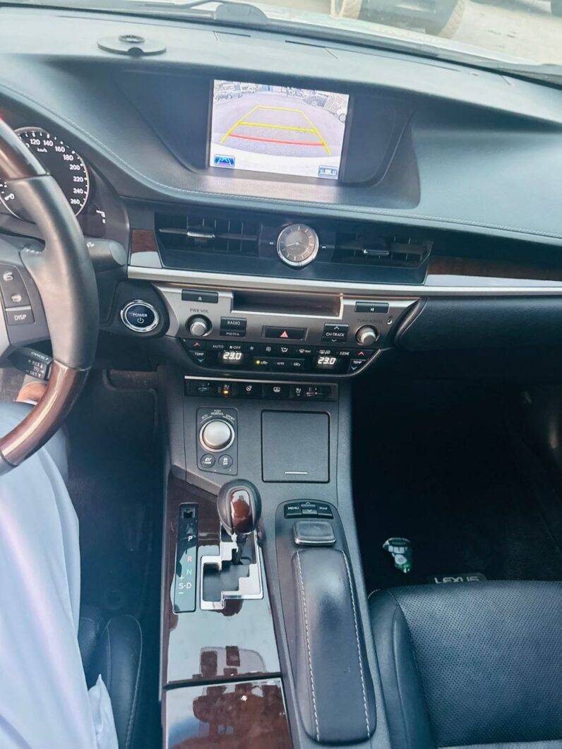2014 Lexus Es 300 h