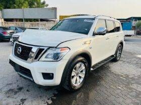 2019 Nissan sl