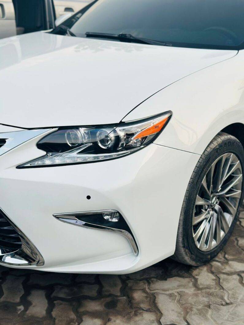 2014 Lexus Es 300 h